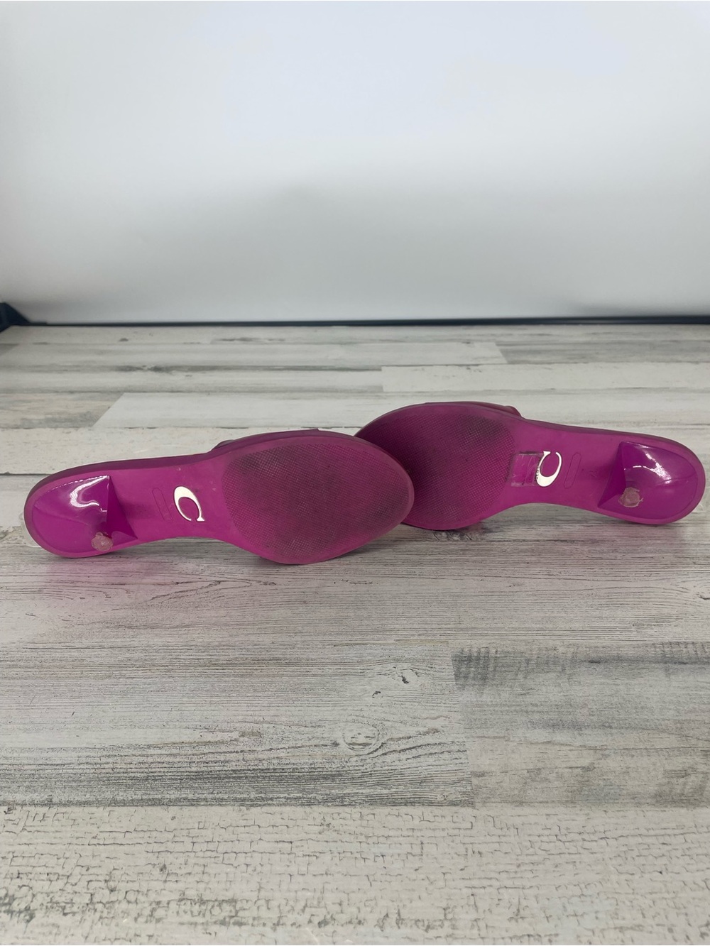 VTG Y2K Coach SCRIBBLE Signature Jelly Pink Kitten Heel Slip On Sandals Size 7.5 - Picture 5 of 6